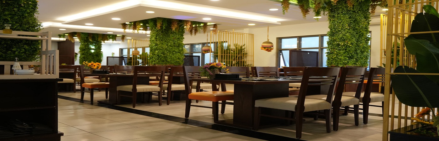 أجواء داخلية راقية في مطعم الفيروز